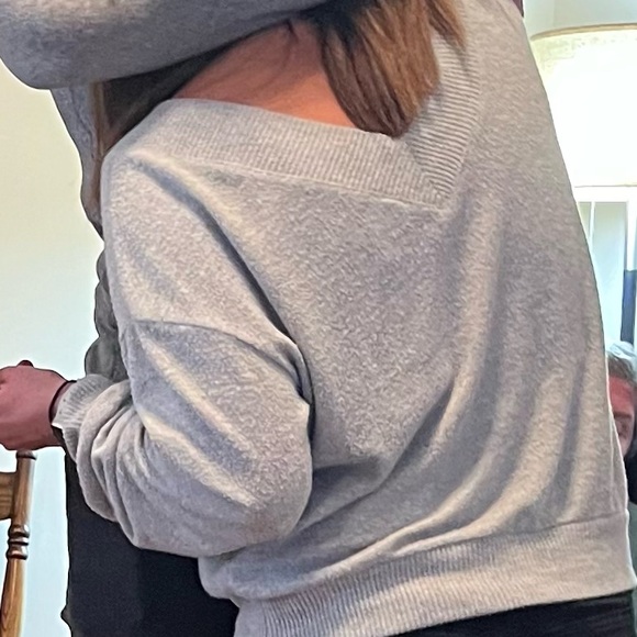 Planet Heart V Neck Sweater - Picture 5 of 10